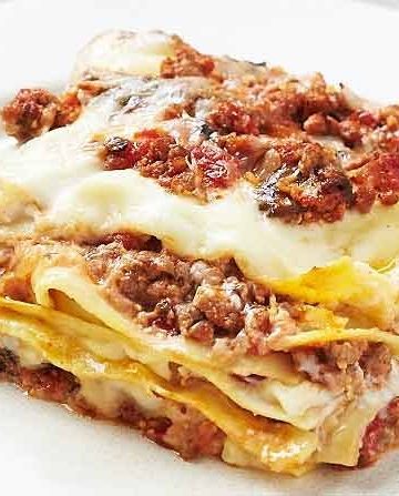 lasagne, pâtes, sauce bolognaise, sauce béchamel